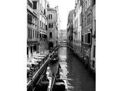 Histoire, Canaux de Venise