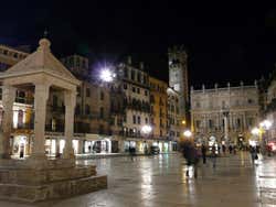 Verona : Piazza delle Erbe